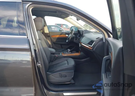 2021 Audi Q5 Premium 45 Tfsi Quattro S Tronic from USA, damaged, VIN WA1AAAFY9M2139116